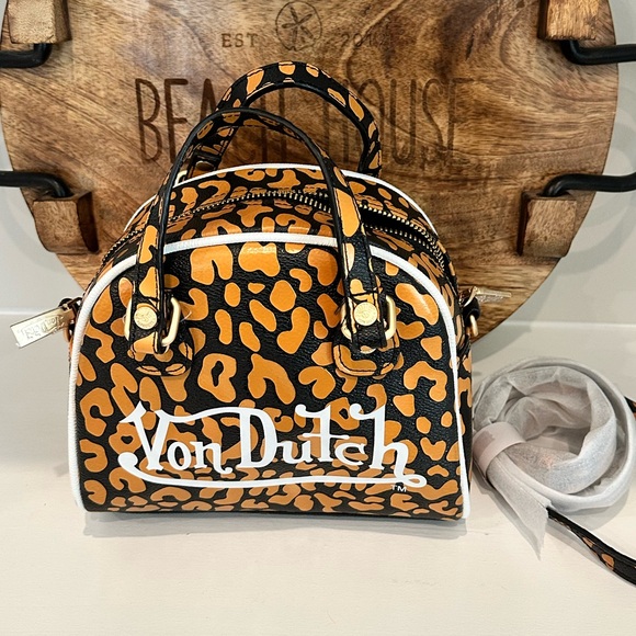 NWT Von Dutch Cheetah Print Bowling Satchel - Picture 3 of 10